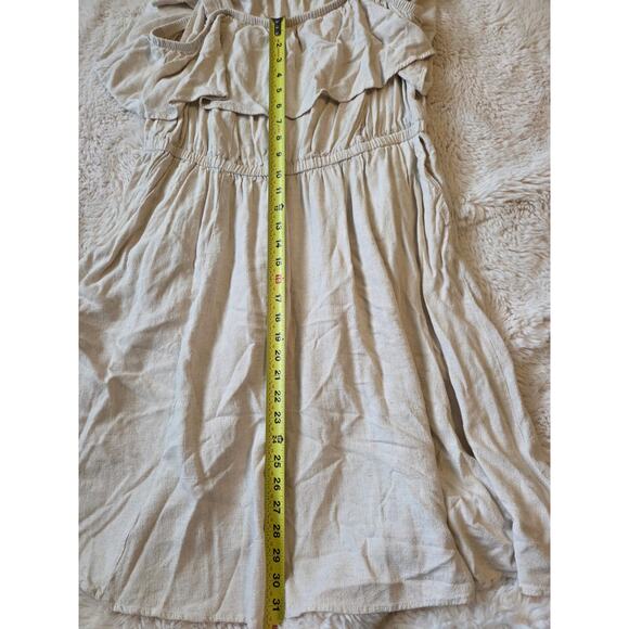 TORRID Cold Shoulder Ruffle Cream colored Dress size 2 - Picture 2 of 5